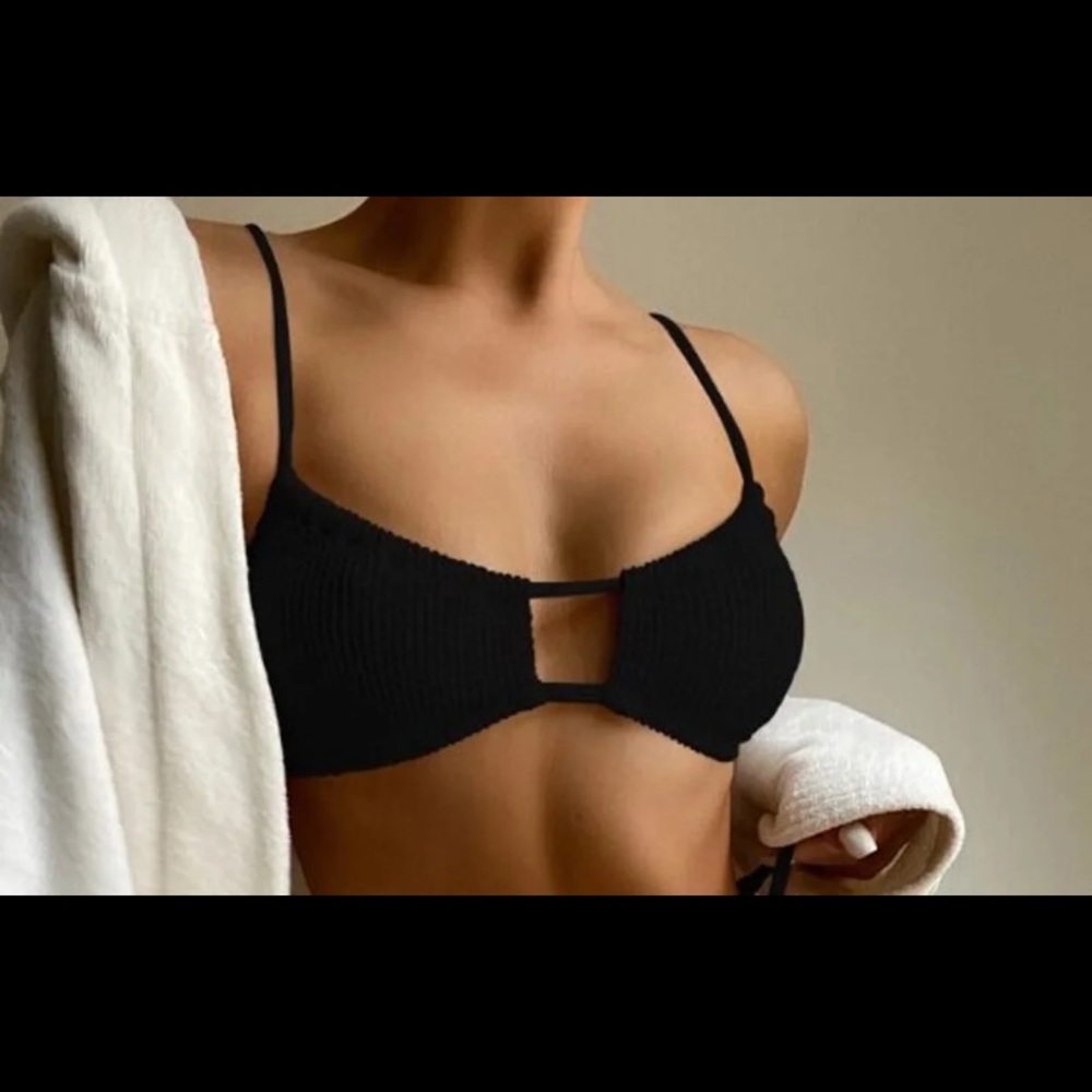 bikini top